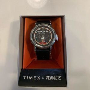 Timex Snoopy in Space Weekender